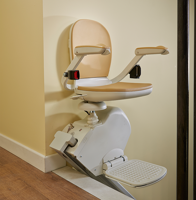 Acorn 130 at top of stairs